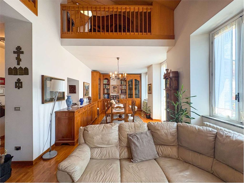 GRANDE DUPLEX IN CENTRO CITTA’